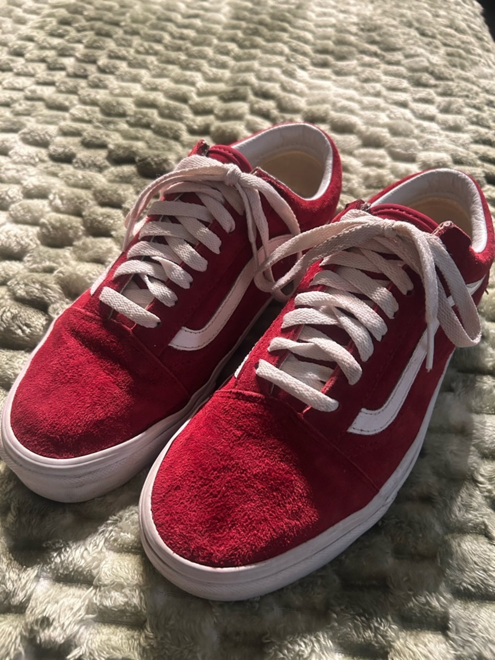 Vans Old Skool Red Suede Sneakers Men’s 7 Women’s 8.5 - Picture 2 of 4
